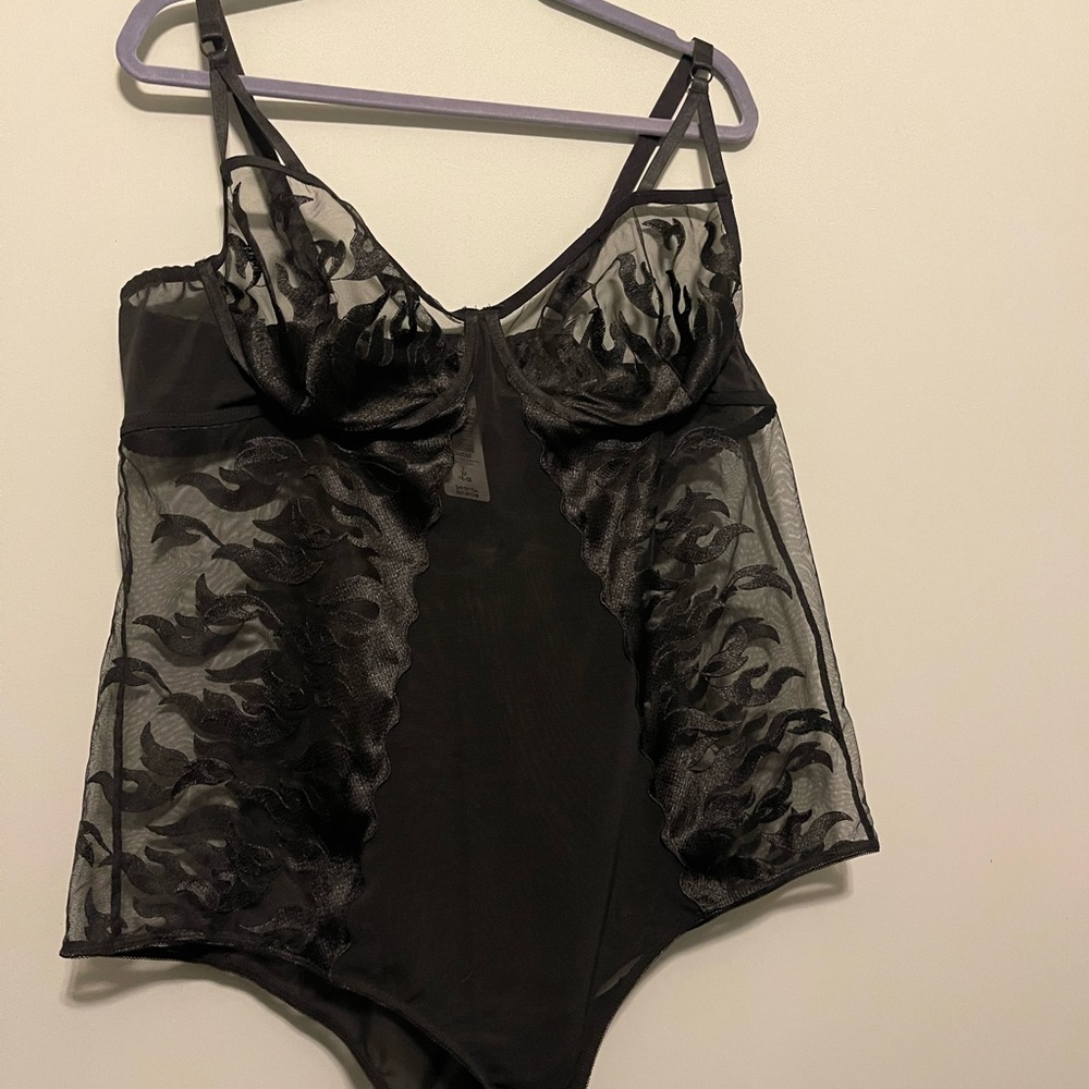 Black flame teddy Torrid size 2
